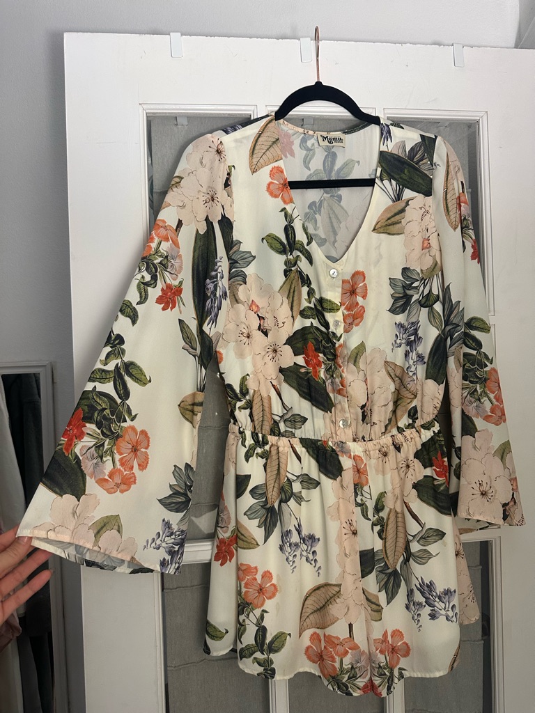 Show Me Your Mumu Red Rocks Romper Floral Bell Sleeve Boho Mini Medium